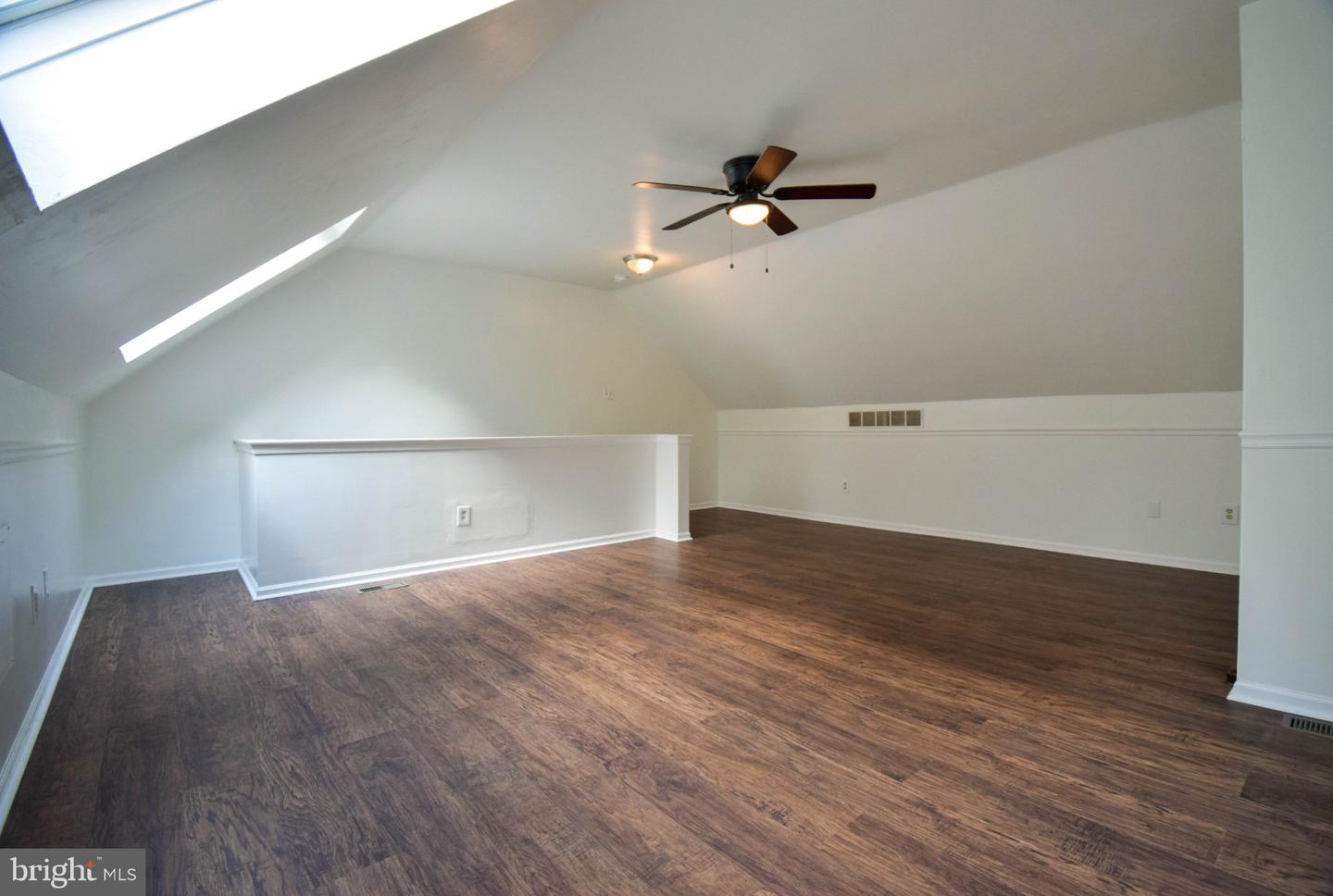 49 E Jonathan Ct #49 Property Photo 29