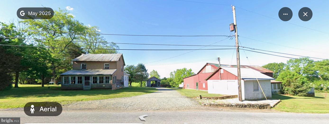 200 Red Pump Rd Property Photo 2