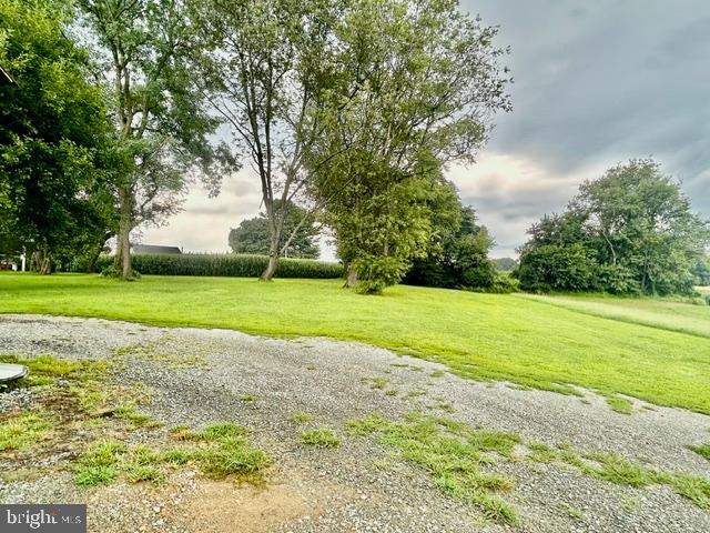 200 Red Pump Rd Property Photo 8