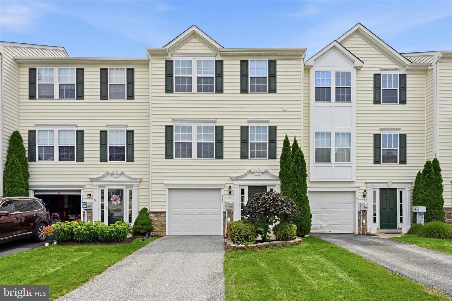 122 LAROSE DR #122