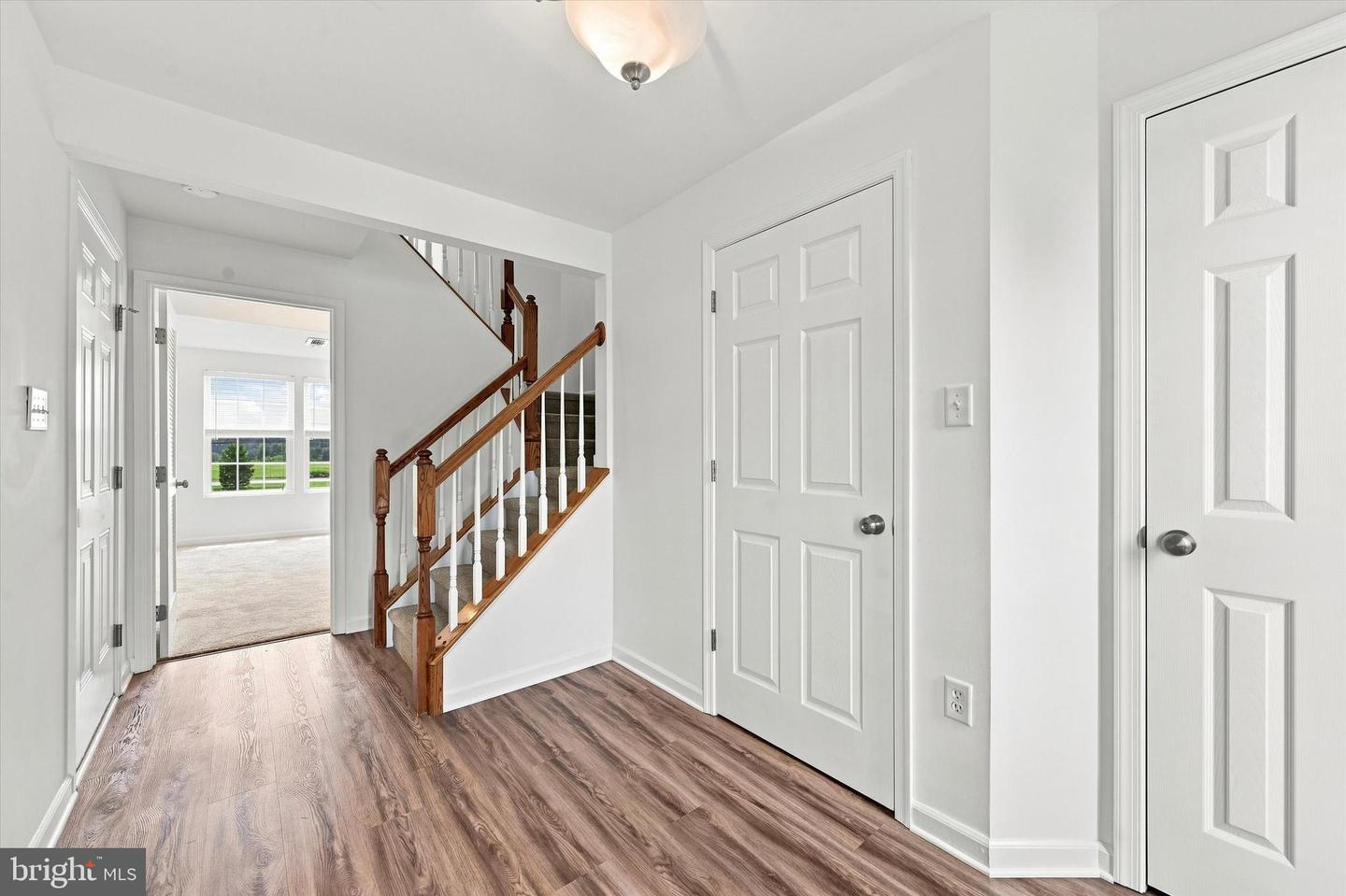 122 Larose Dr #122 Property Photo 3