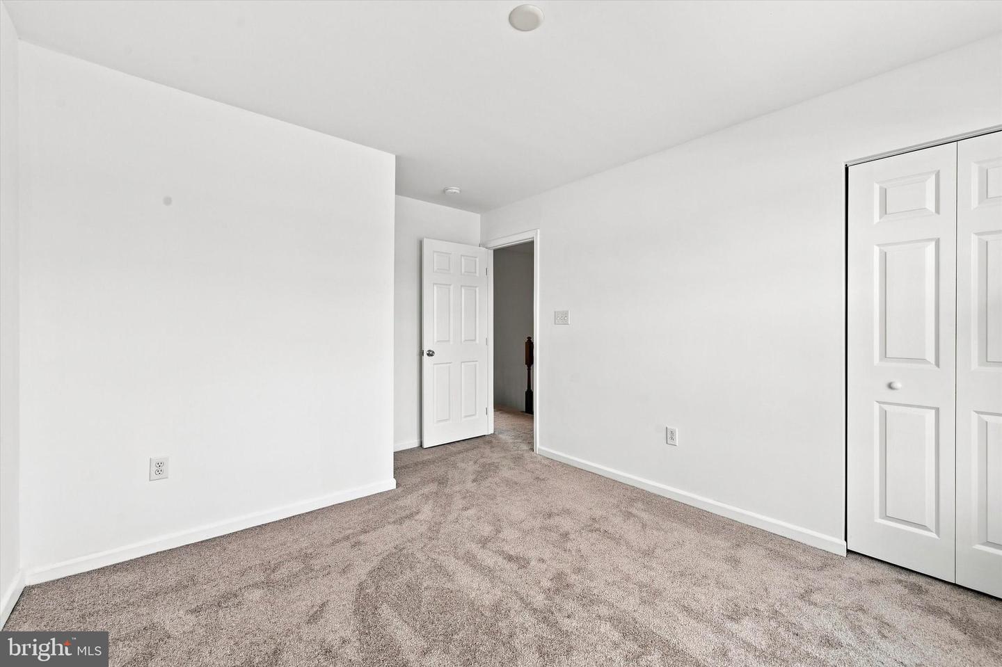 122 Larose Dr #122 Property Photo 17