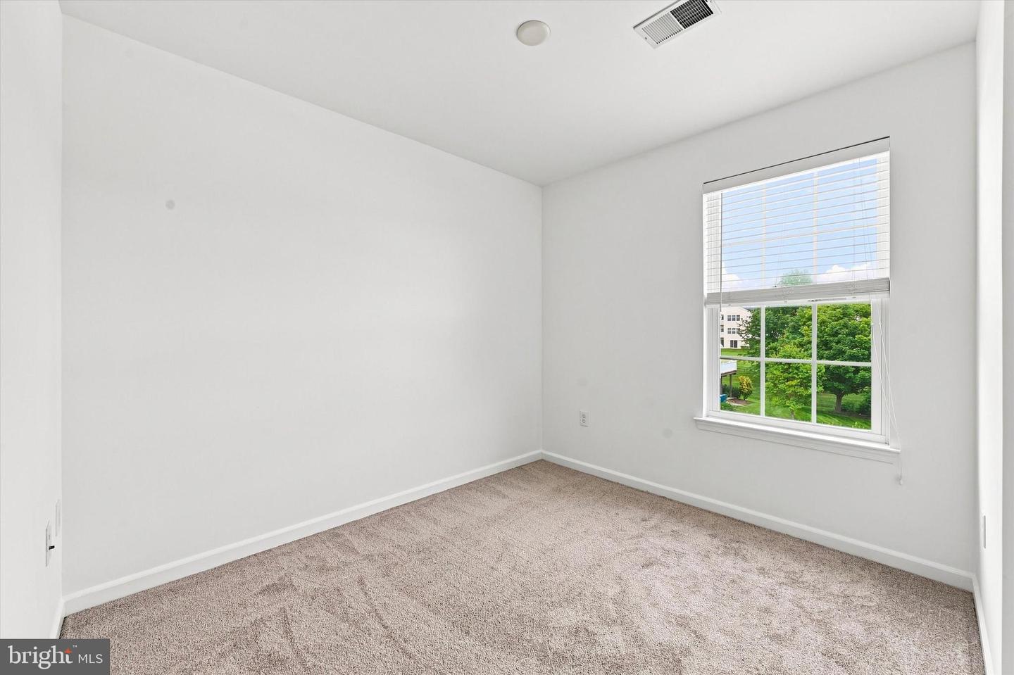 122 Larose Dr #122 Property Photo 18