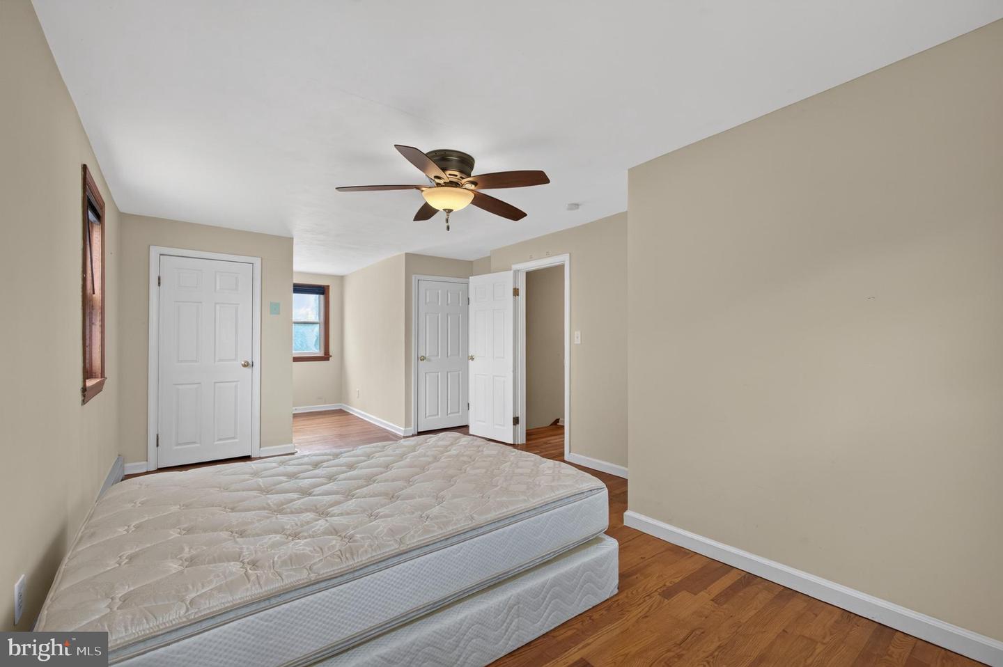 813 Montgomery Ave Property Photo 13