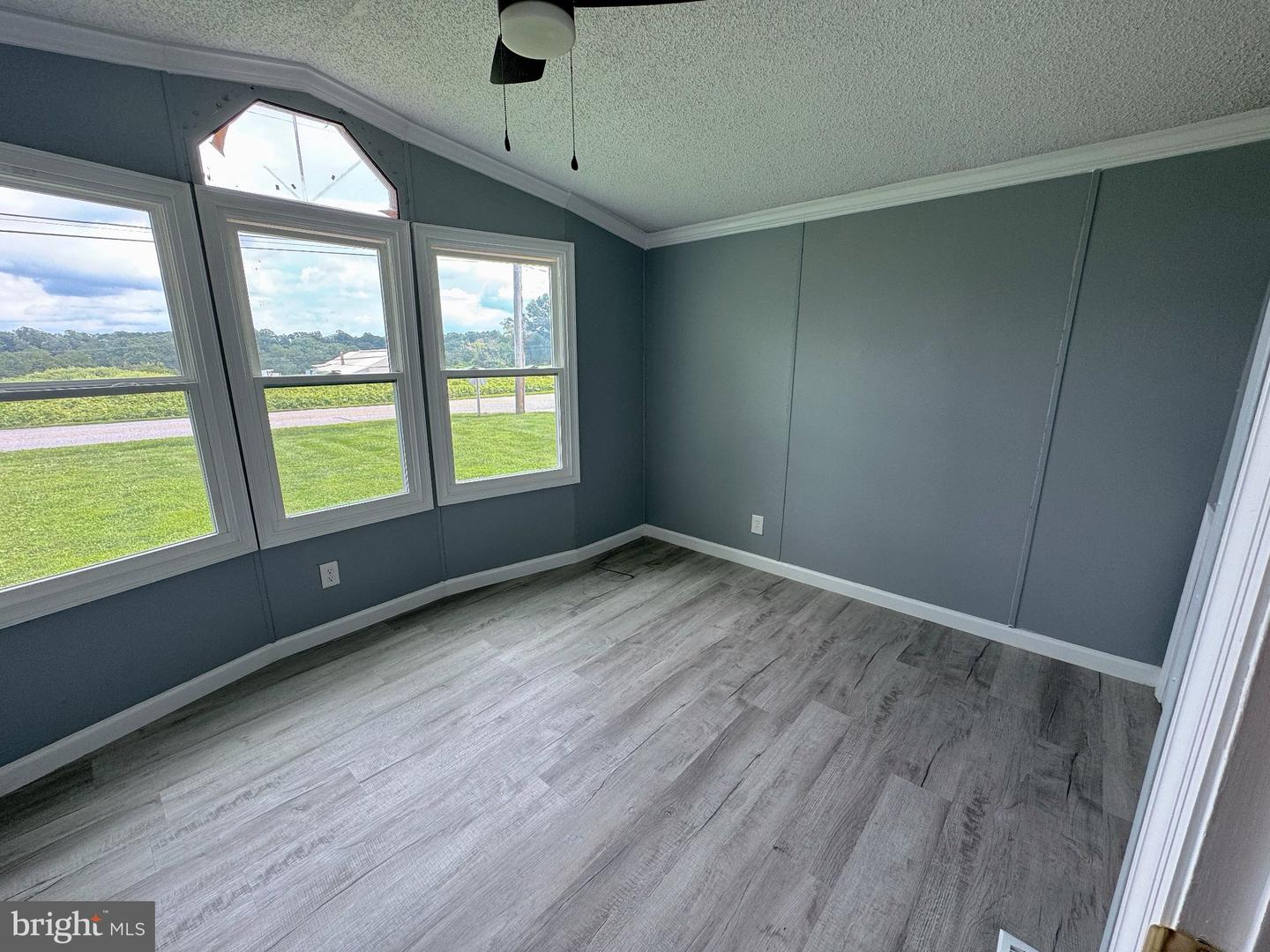 115 Santilli Rd Property Photo 8