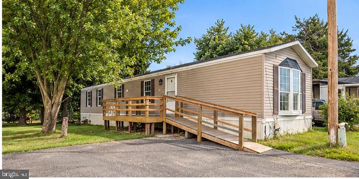 121 Santilli Rd Property Photo 2