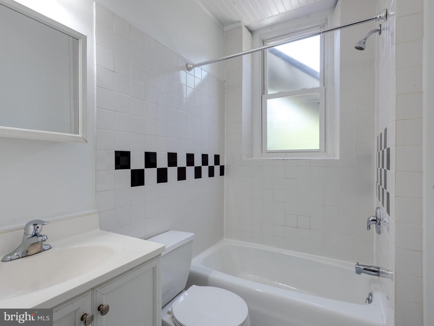 605 W Miner St #1e Property Photo 27