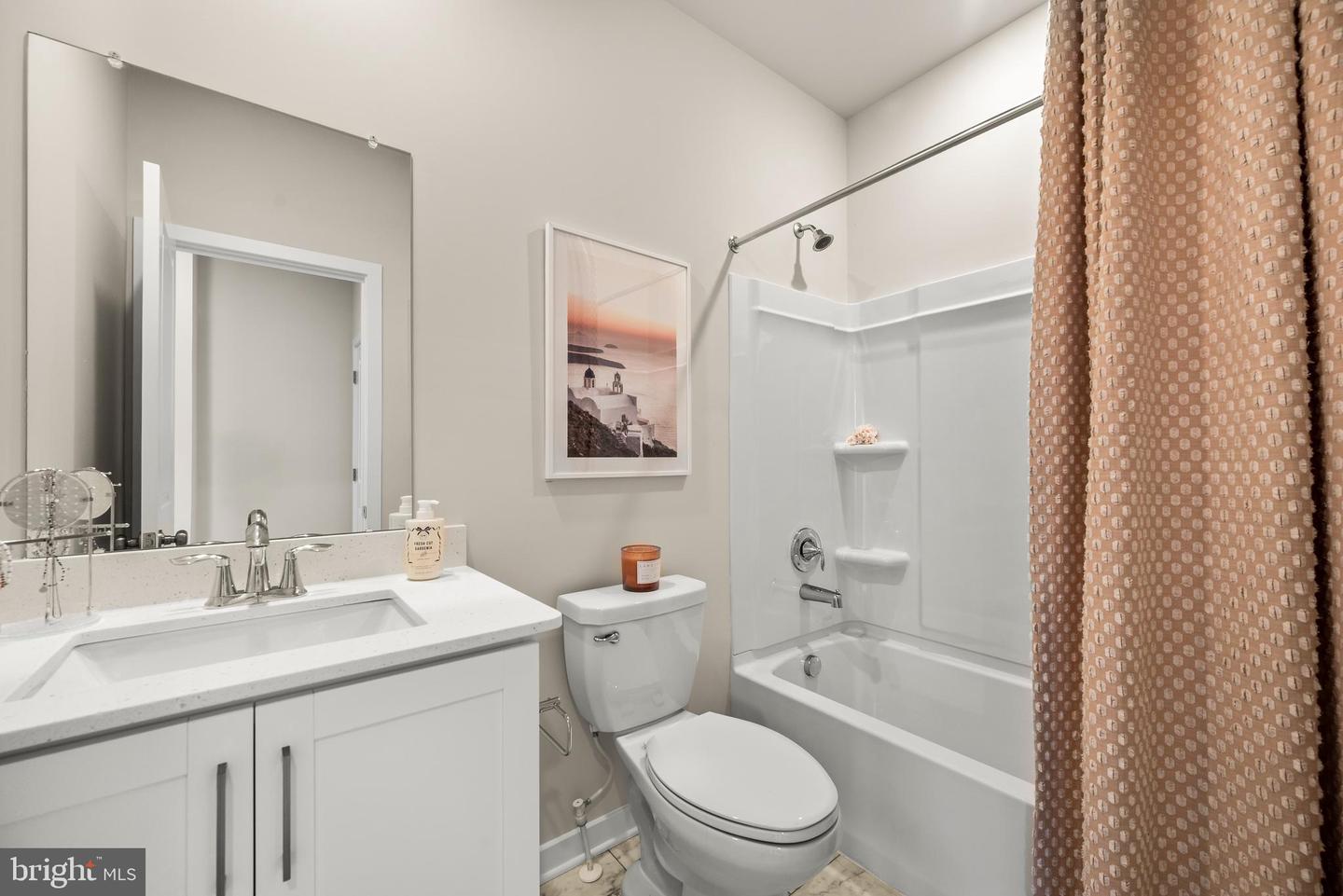 2 Zinc Ln Property Photo 15
