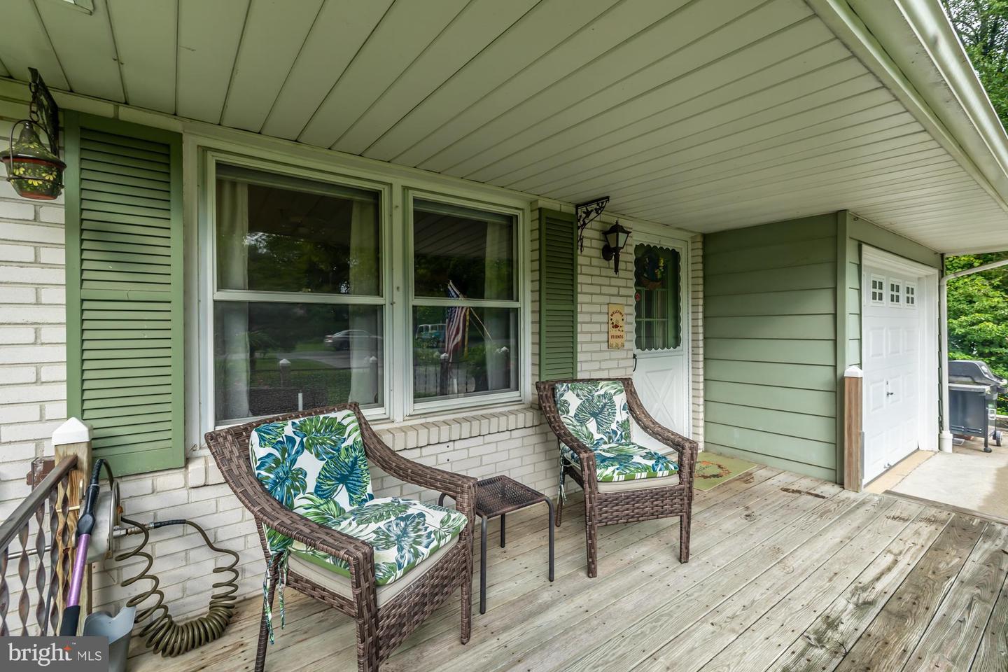 102 Garnet Ln Property Photo 8