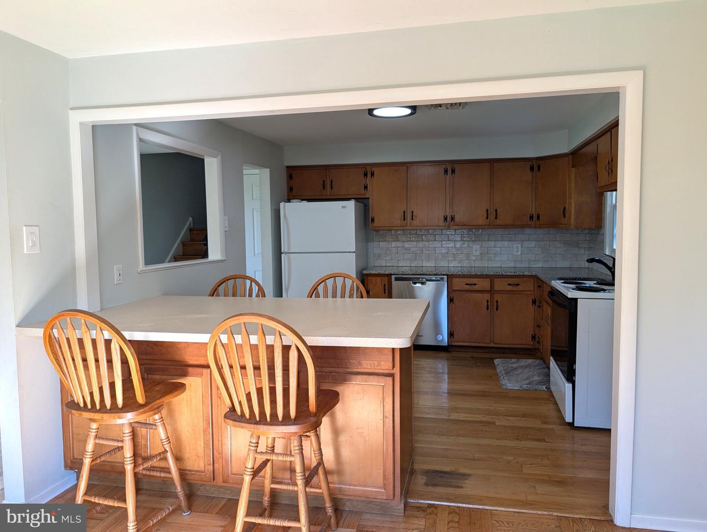 1320 Greentree Ln Property Photo 10