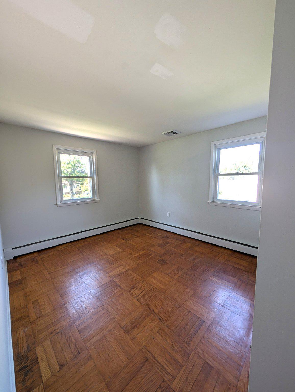 1320 Greentree Ln Property Photo 17