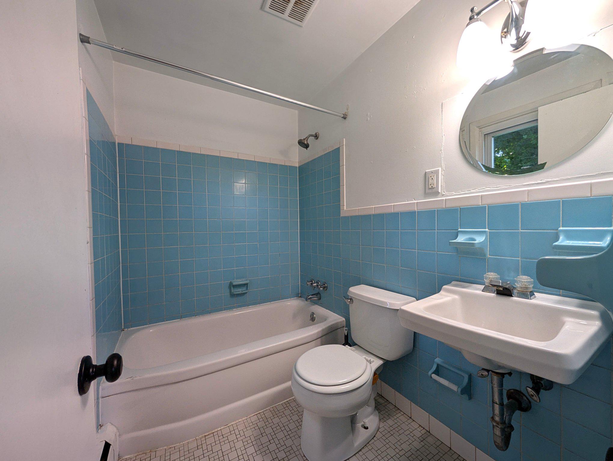 1320 Greentree Ln Property Photo 20