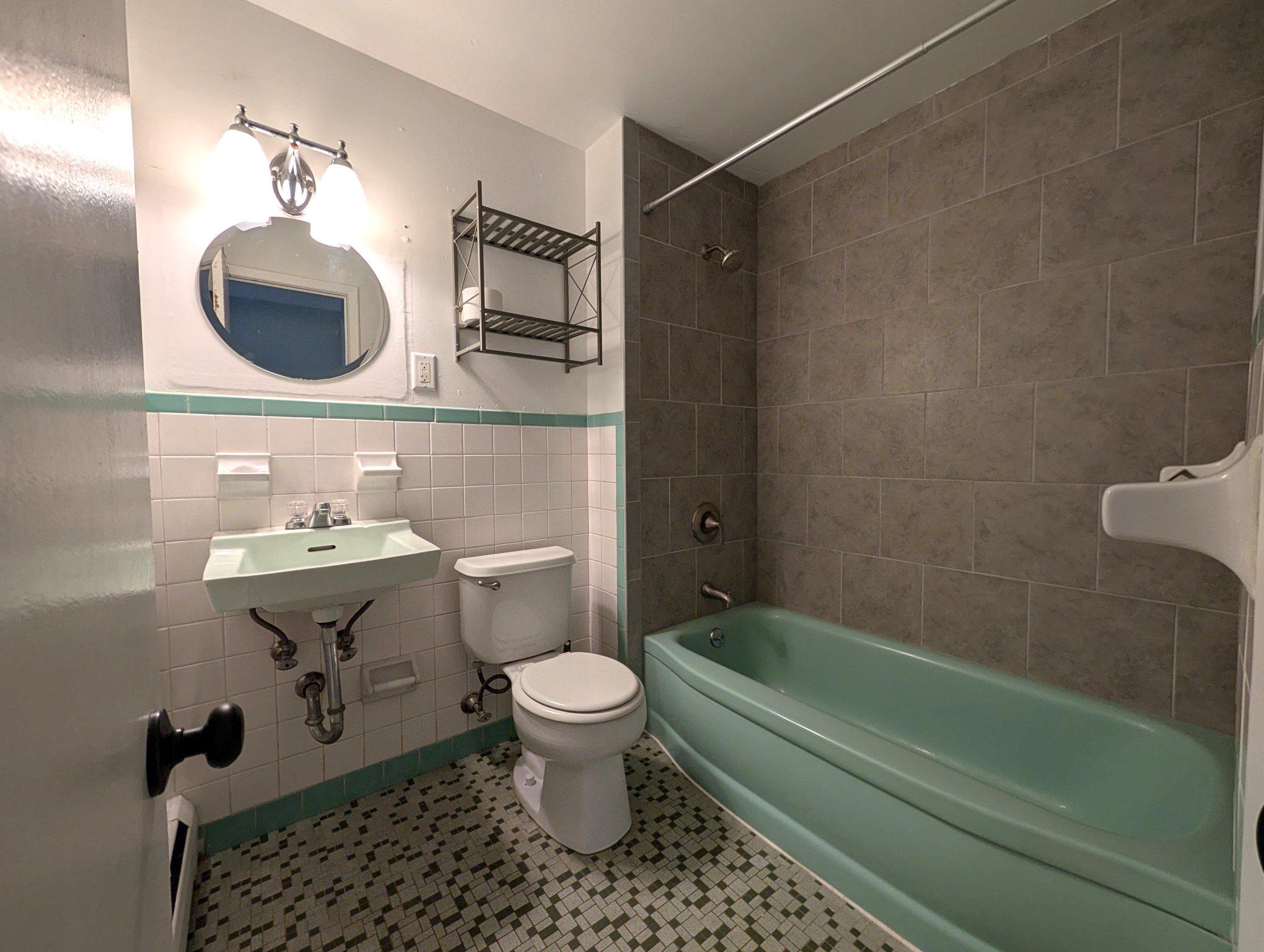 1320 Greentree Ln Property Photo 21