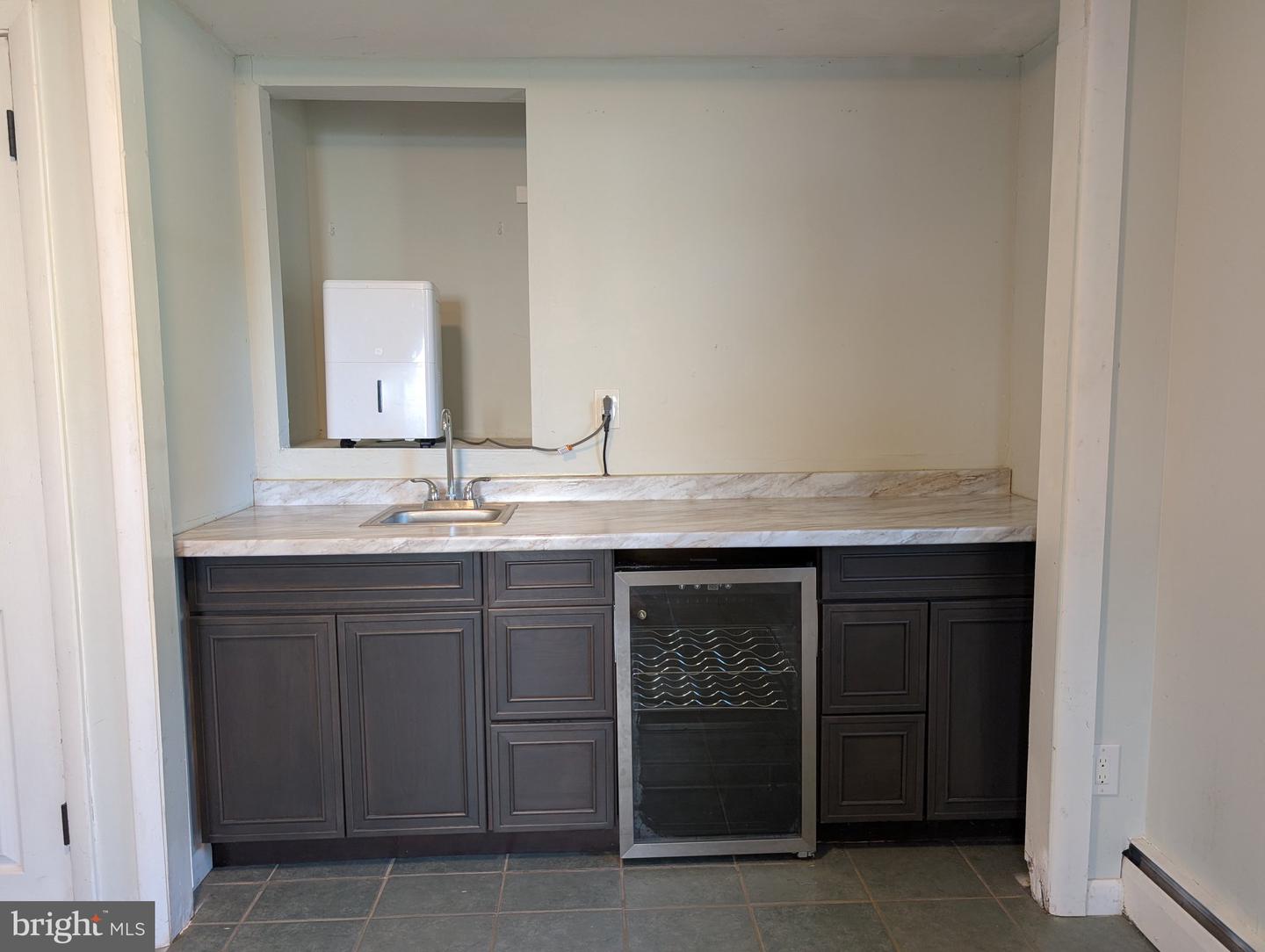1320 Greentree Ln Property Photo 28