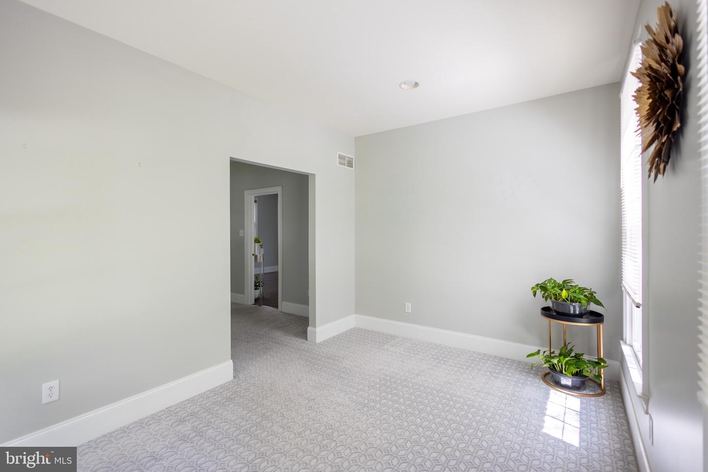 129 Berwick Dr Property Photo 32