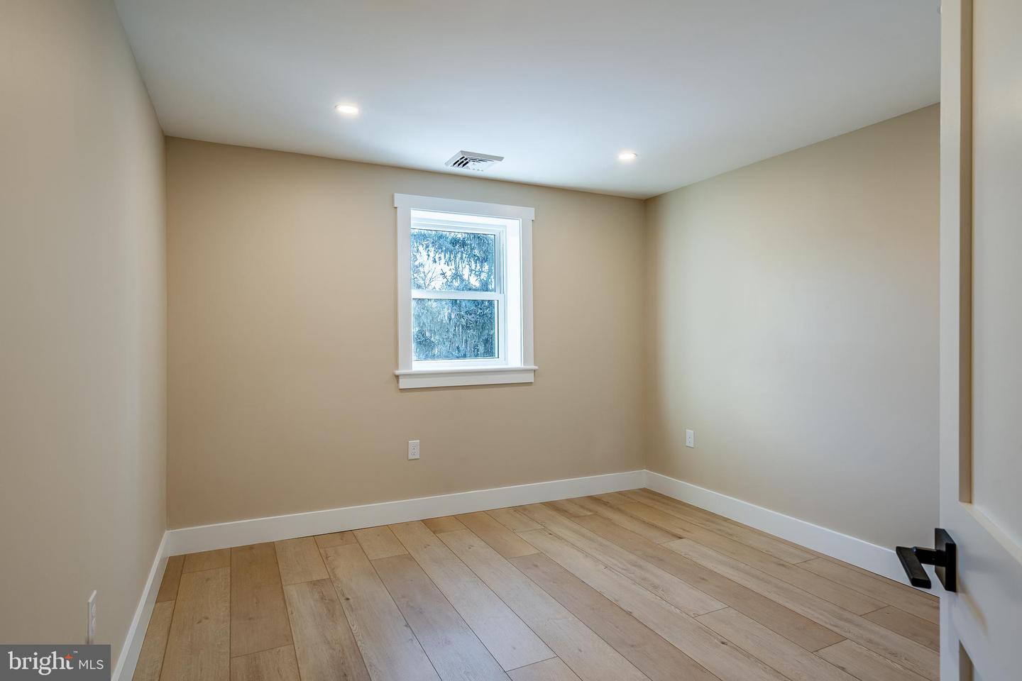 530 Washington Ave #6 Property Photo 11