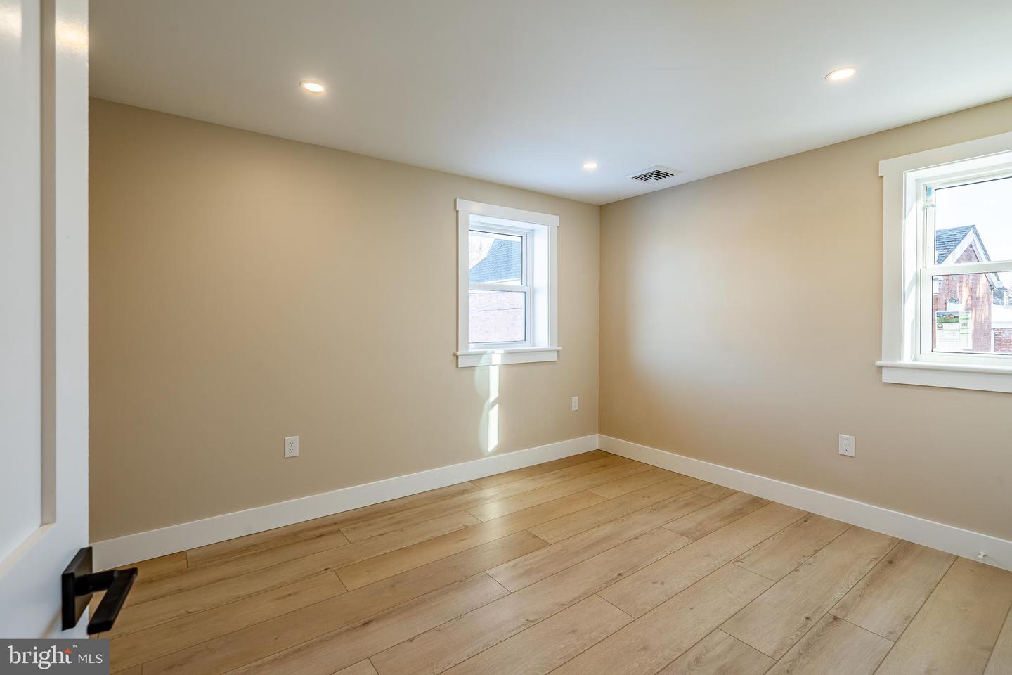 530 Washington Ave #6 Property Photo 14