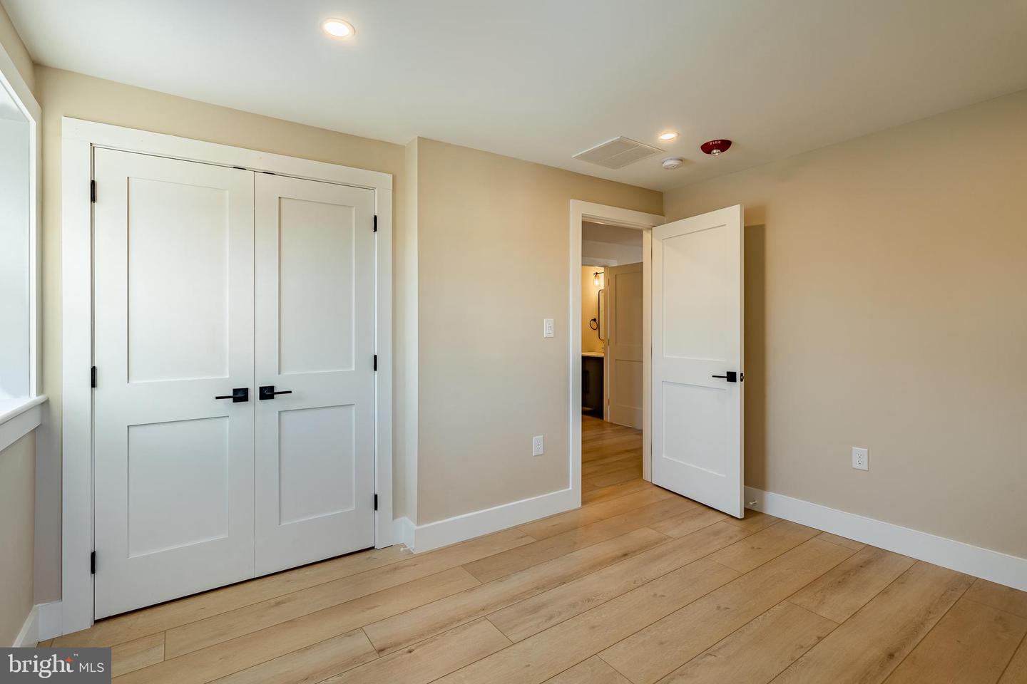 530 Washington Ave #6 Property Photo 16