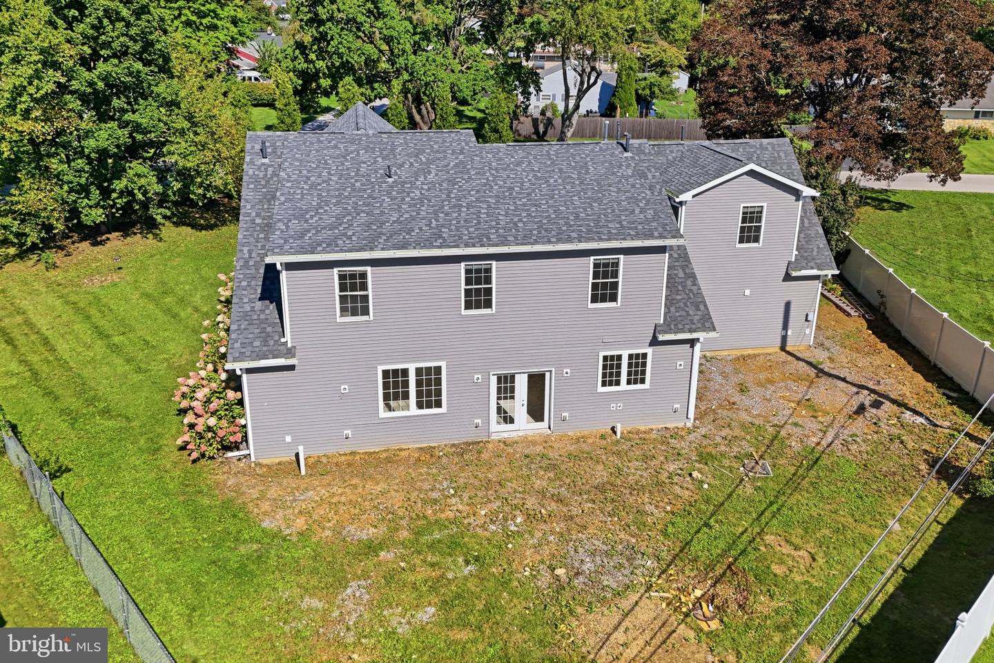 516 Brookview Rd Property Photo 9