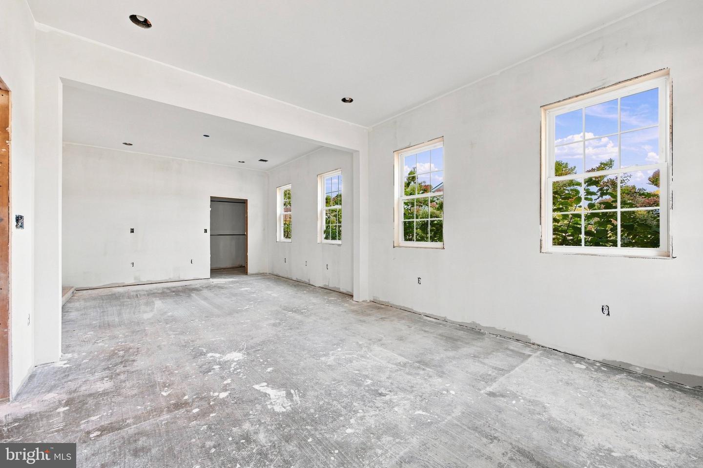 516 Brookview Rd Property Photo 36