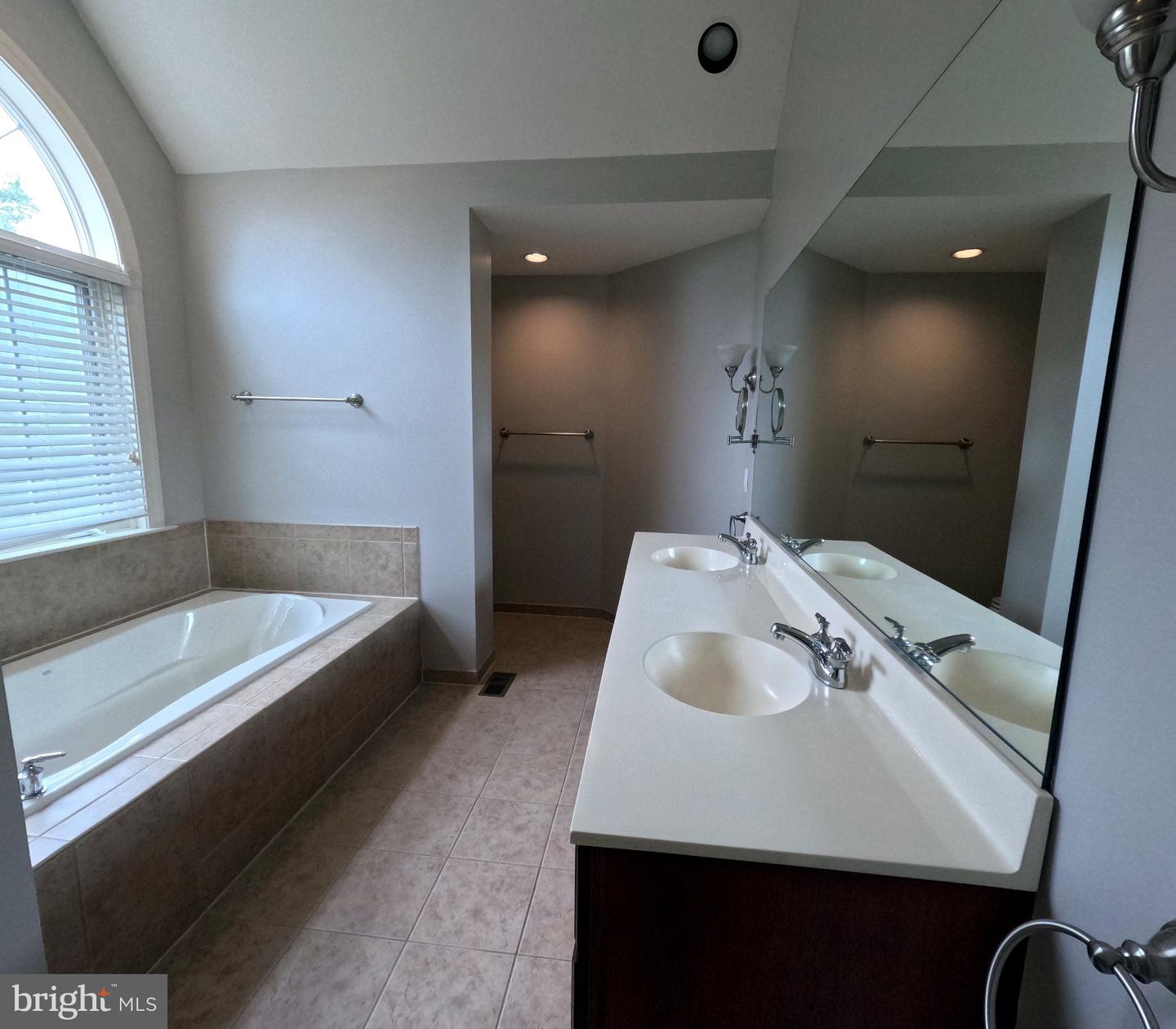 957 Pinehurst Dr Property Photo 11