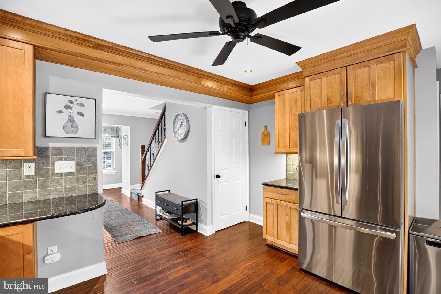 1658 Hemlock Cir Property Photo 16
