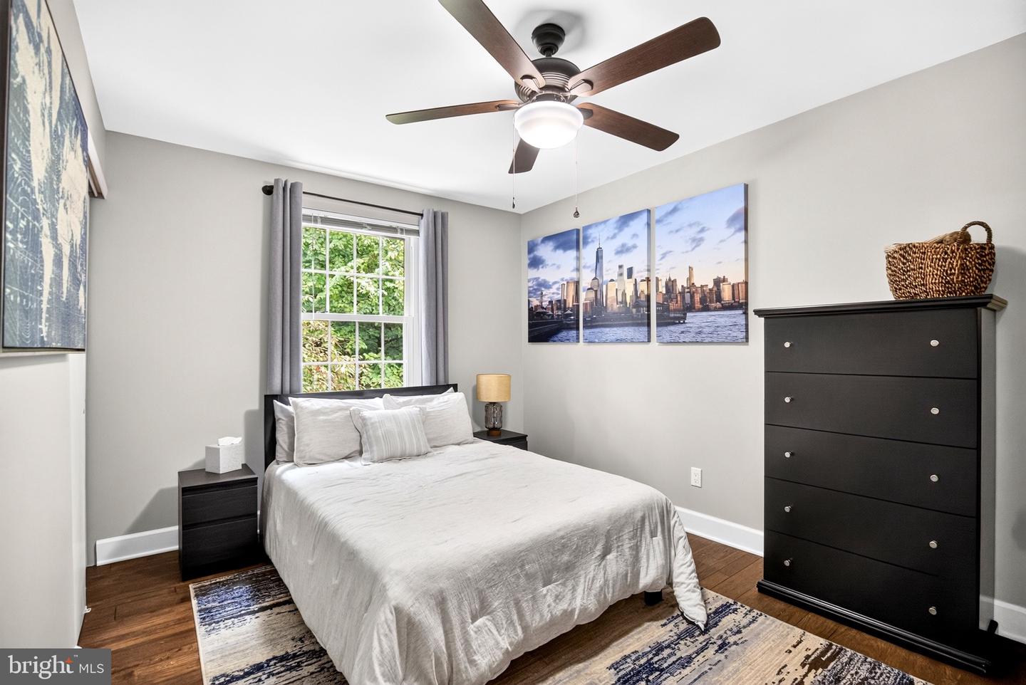 1658 Hemlock Cir Property Photo 26