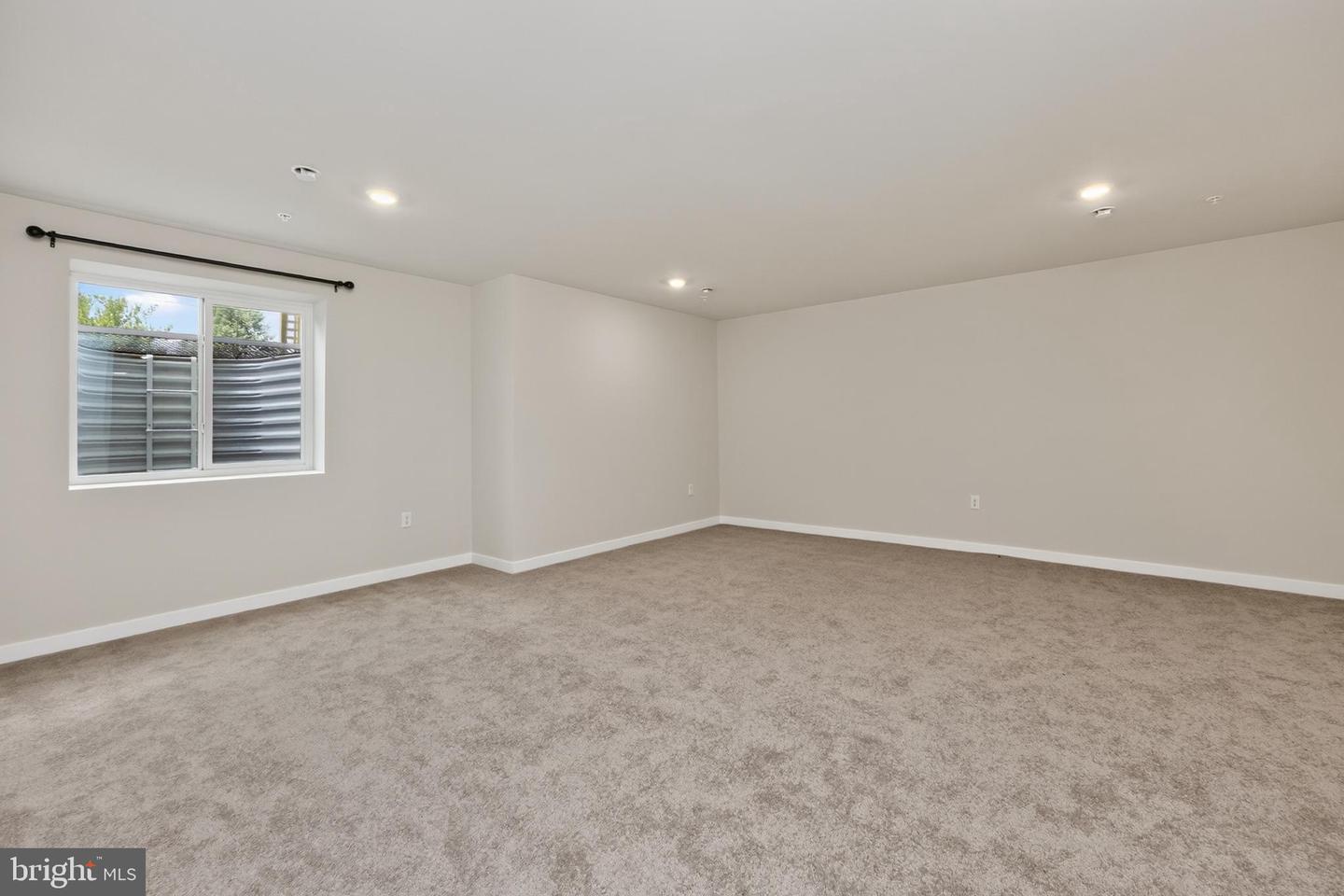 113 Abramo Victor Dr Property Photo 28