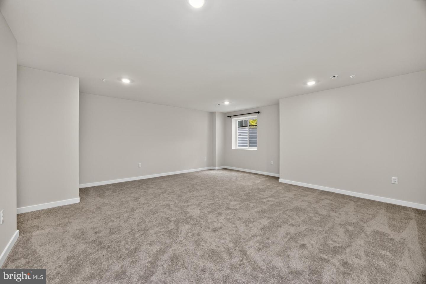 113 Abramo Victor Dr Property Photo 31