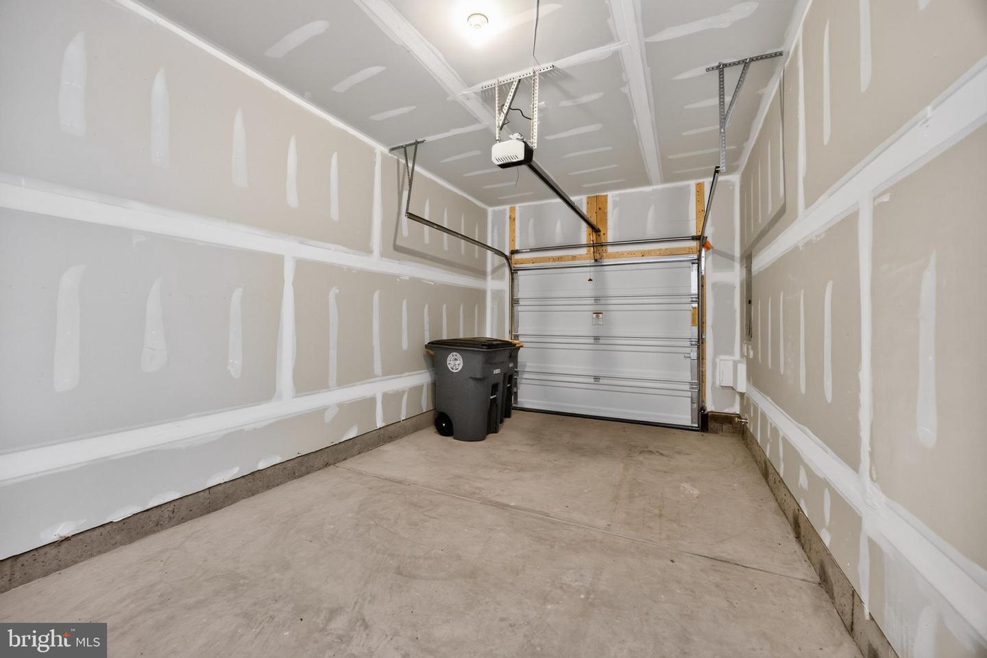 113 Abramo Victor Dr Property Photo 32