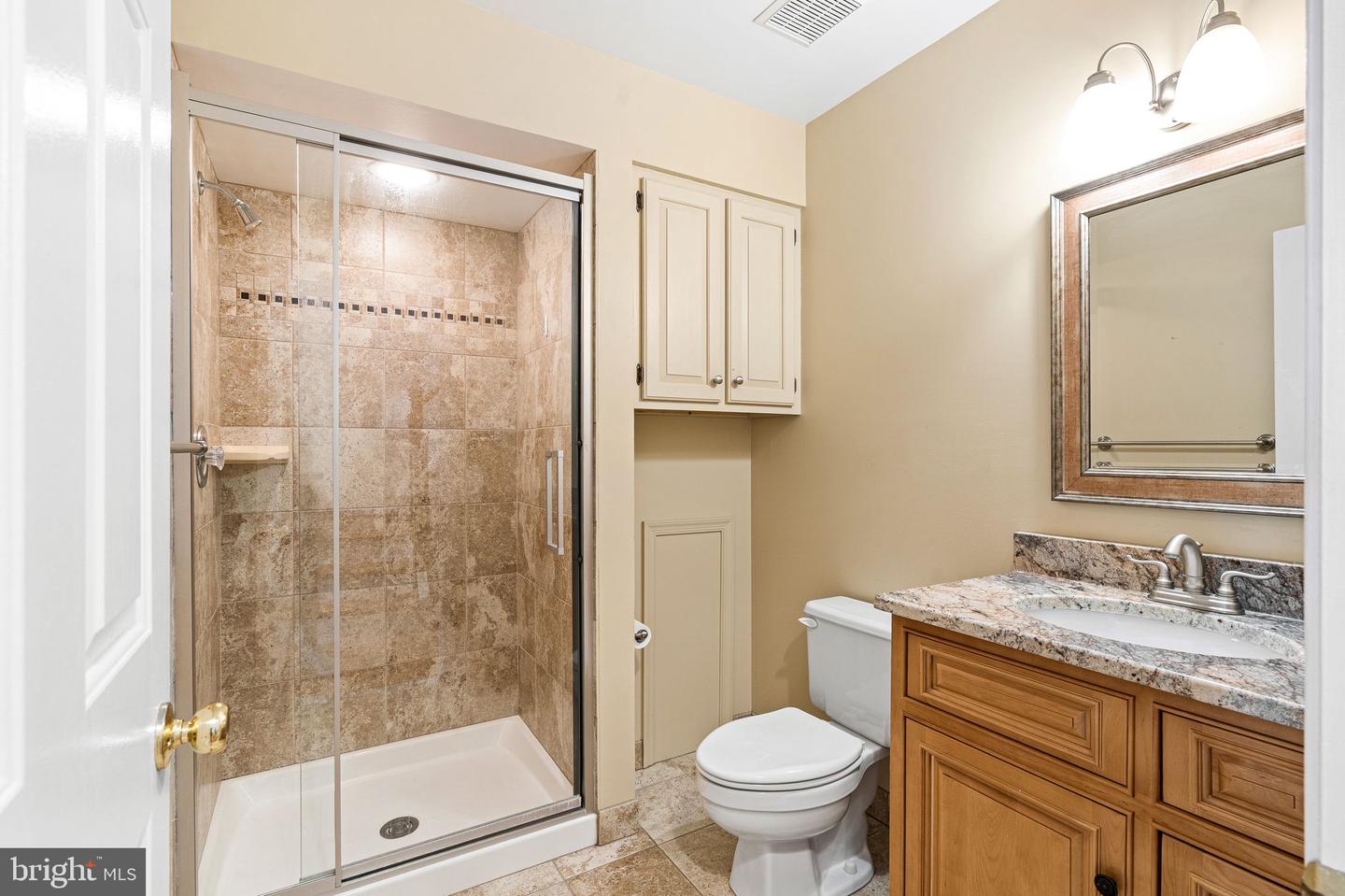 503 Brighton Cir #5c Property Photo 17