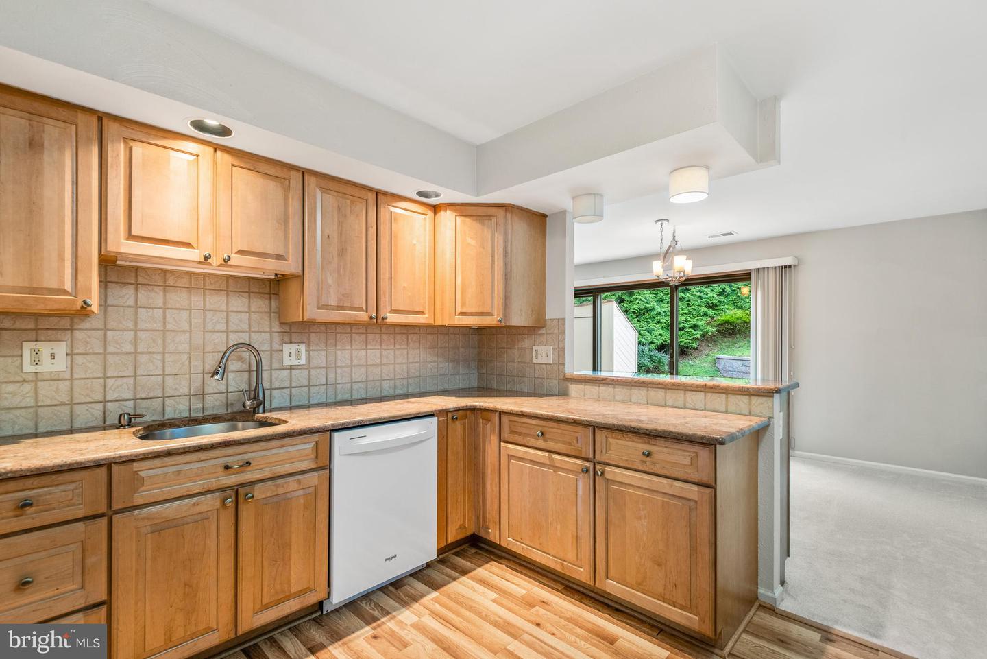 48 Elan Ln Property Photo 11
