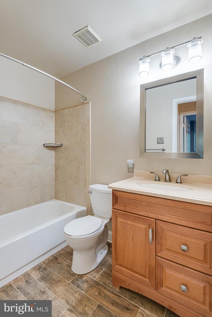 48 Elan Ln Property Photo 17