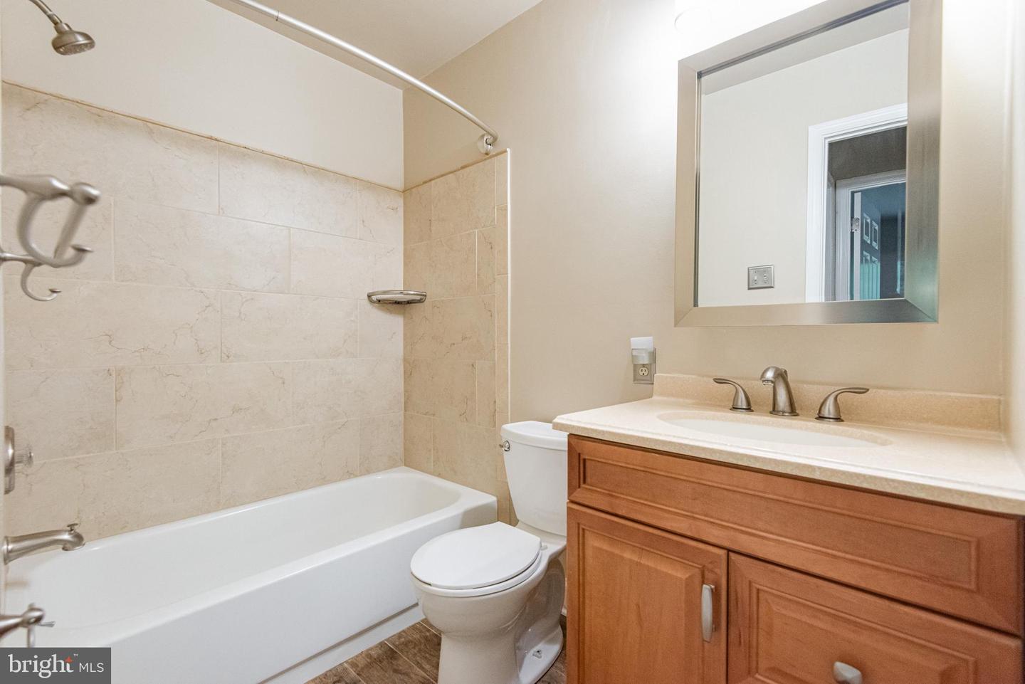 48 Elan Ln Property Photo 28