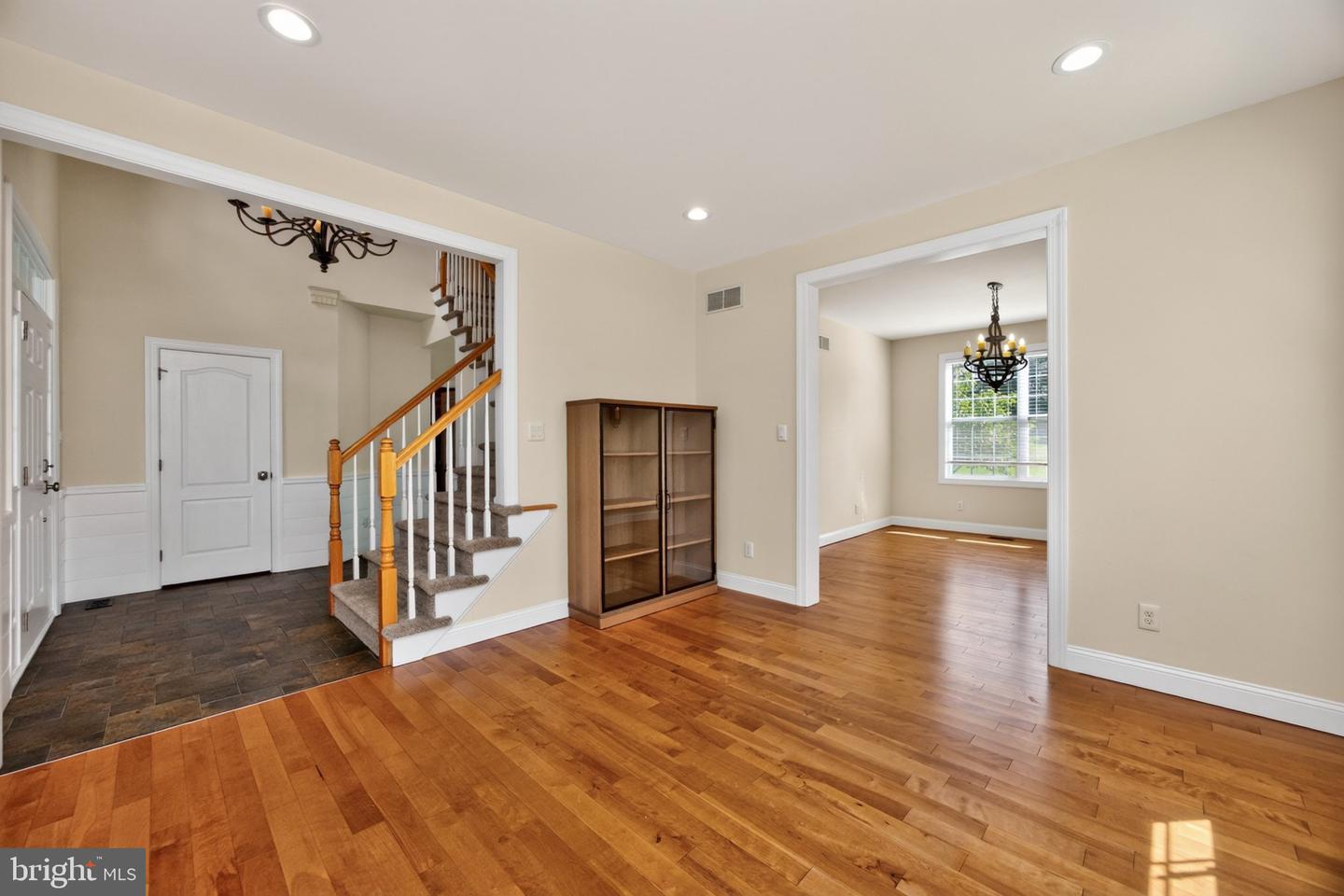 16 Michael Ct Property Photo 14