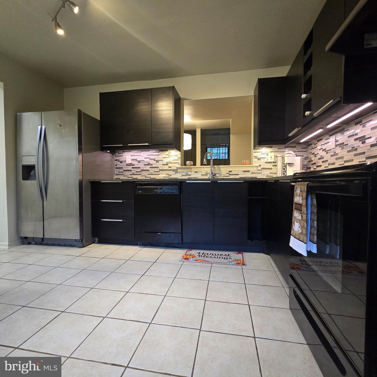185 Stirling Ct #185 Property Photo 1