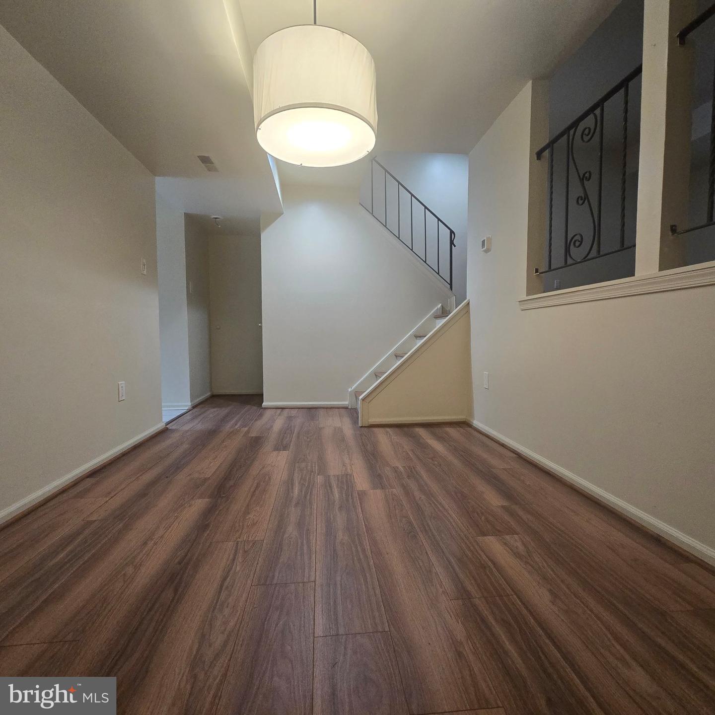185 Stirling Ct #185 Property Photo 11