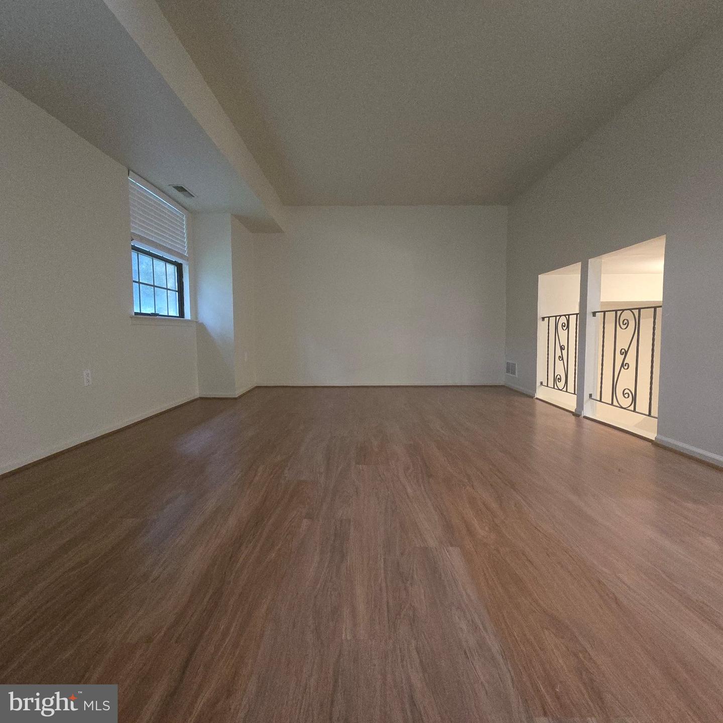 185 Stirling Ct #185 Property Photo 12
