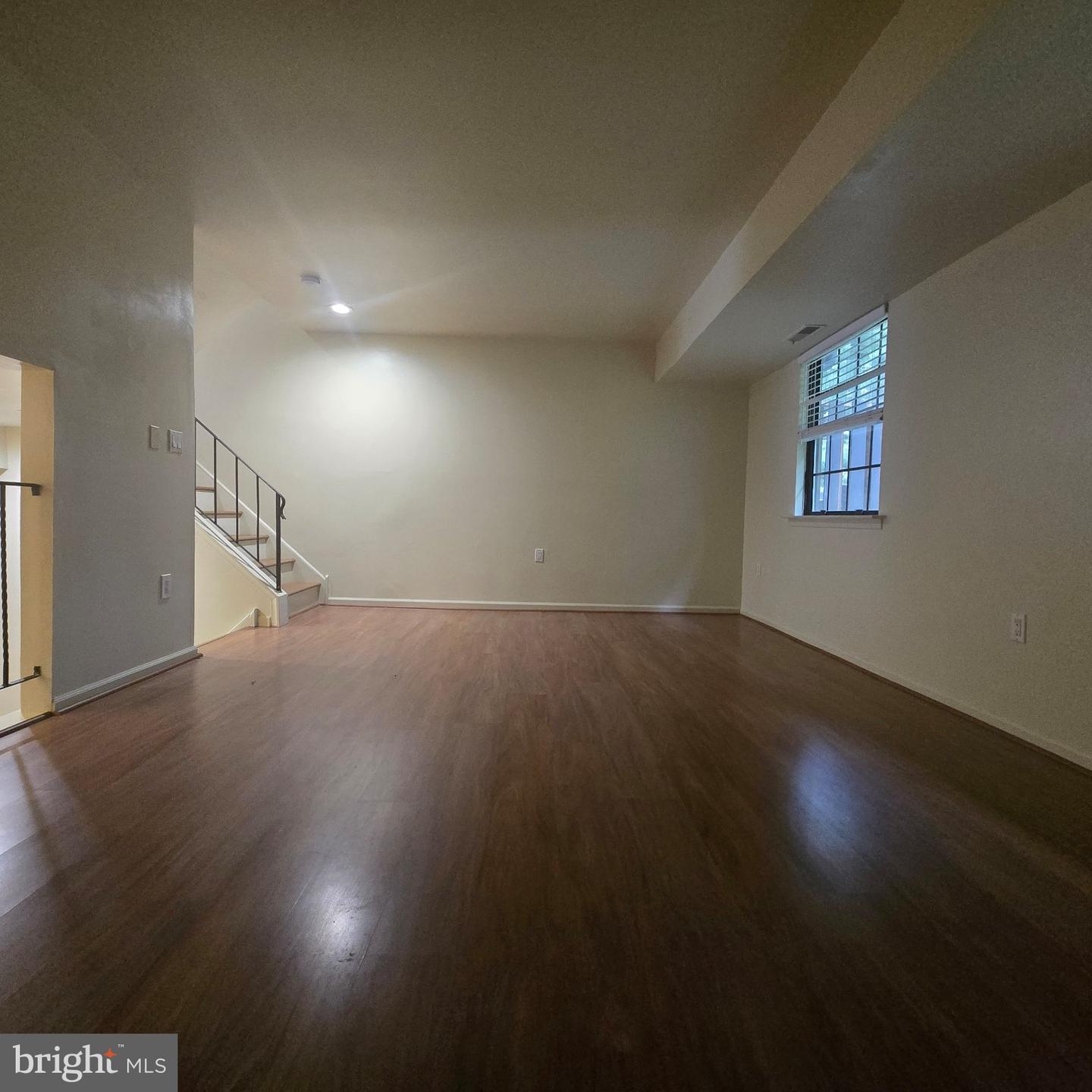 185 Stirling Ct #185 Property Photo 13