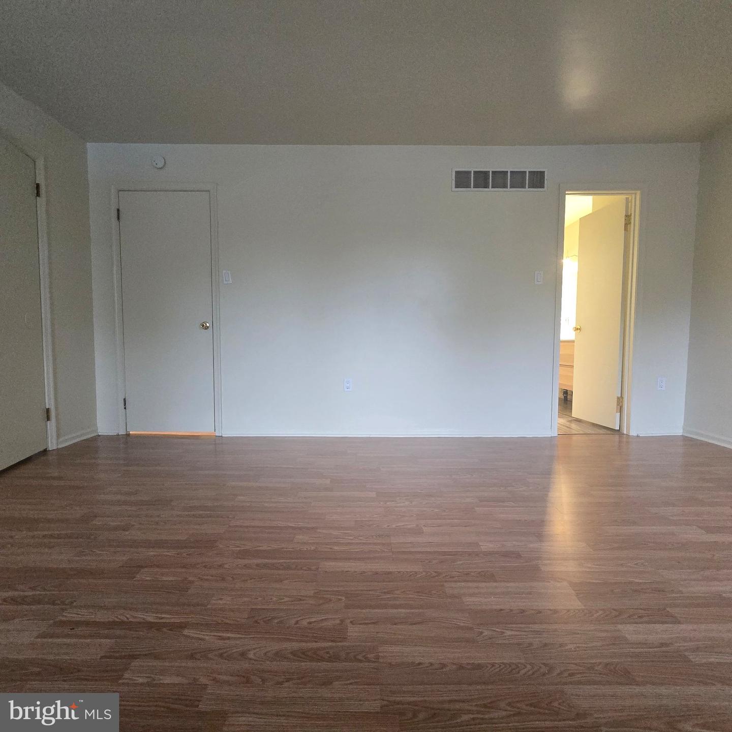 185 Stirling Ct #185 Property Photo 17
