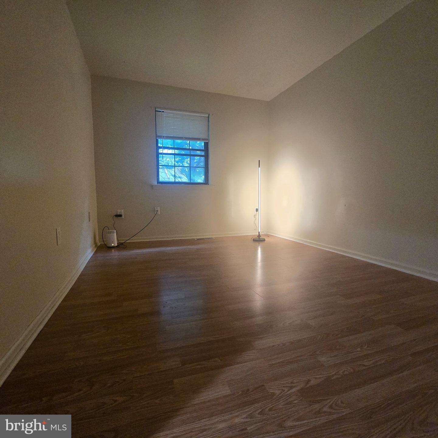 185 Stirling Ct #185 Property Photo 28