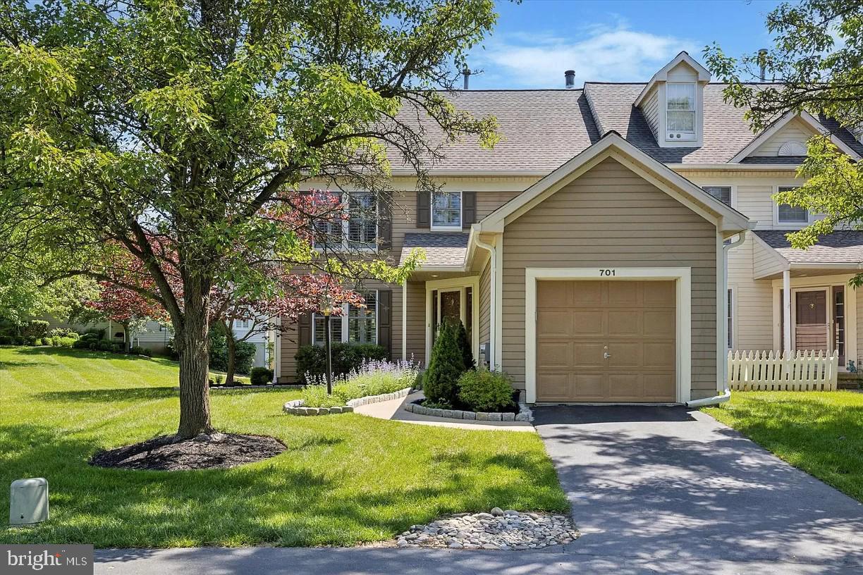 701 Kilduff Ct Property Photo 1
