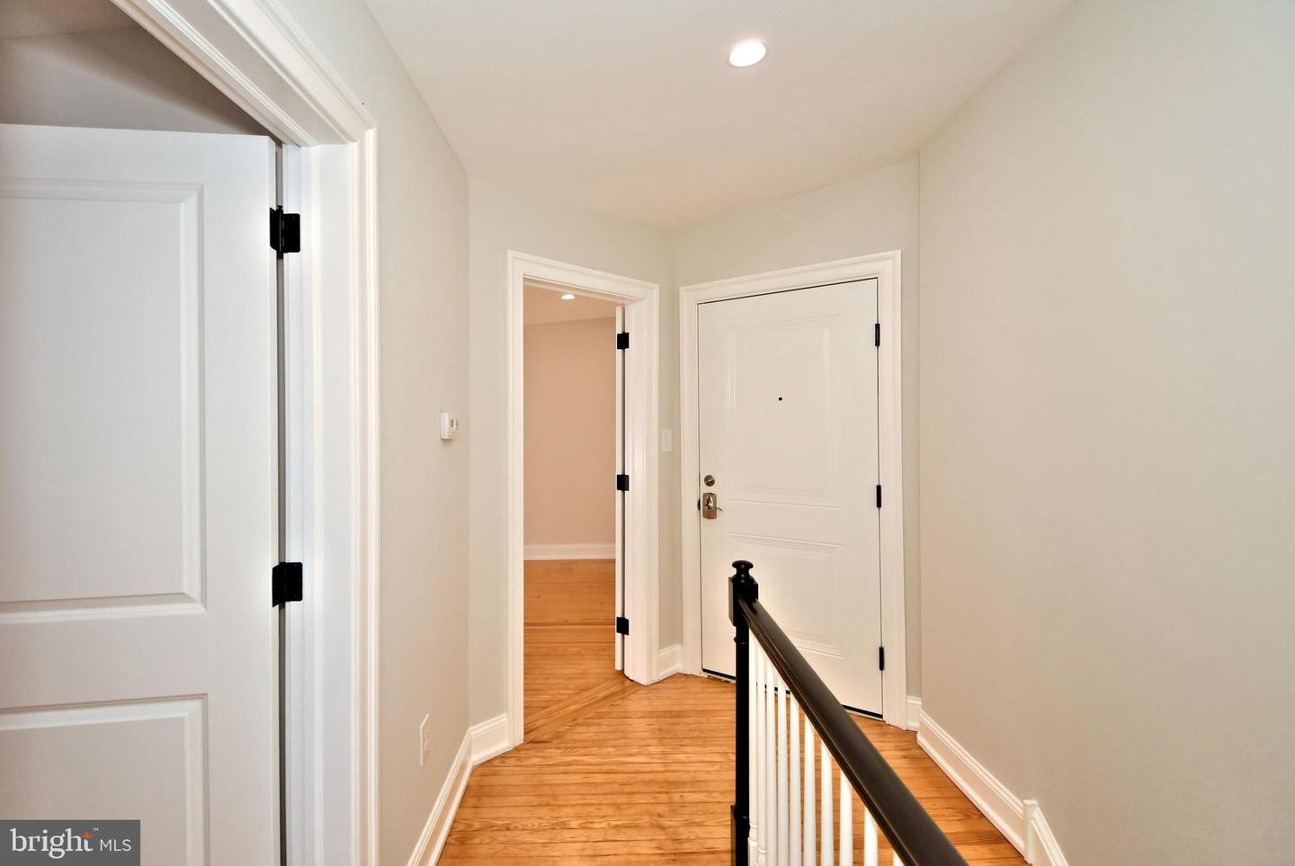 241 Bridge St #apt A Property Photo 7