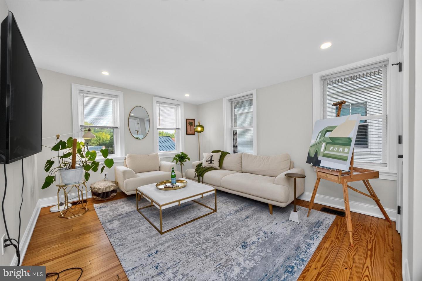 241 Bridge St #apt A Property Photo 9