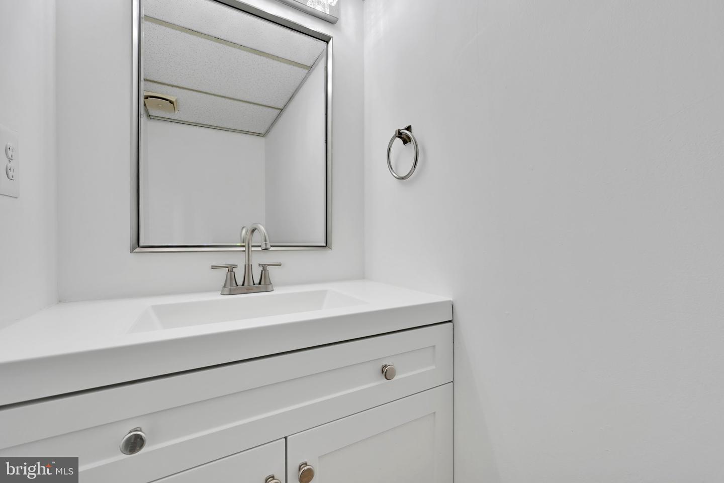 132 Ascot Ct #64 Property Photo 16