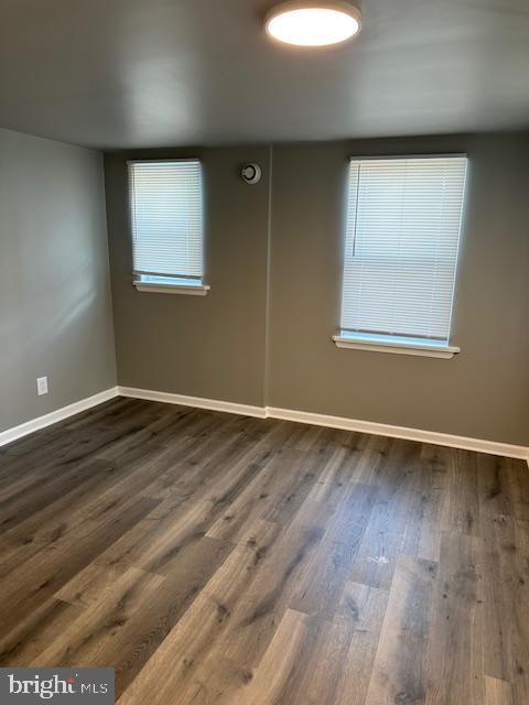 13 N Walnut St #apt D. Property Photo 6