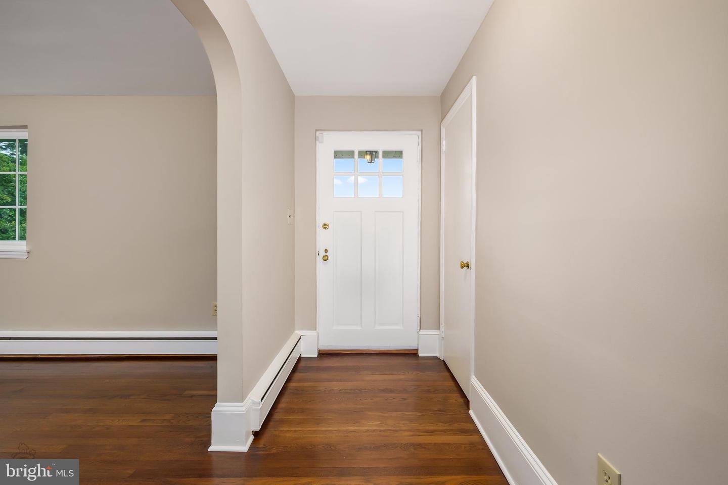 4 Carol Ln Property Photo 6