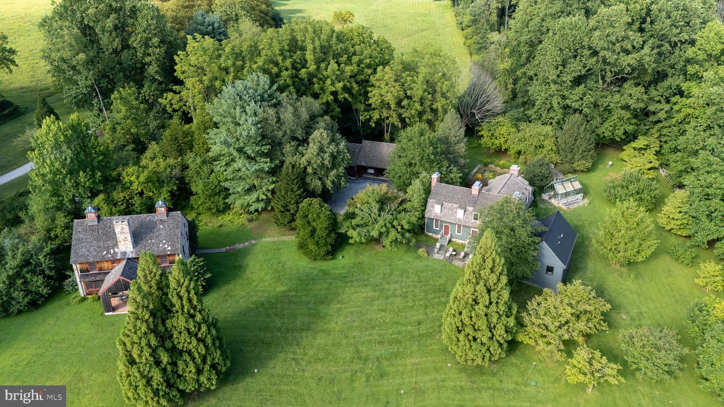 954 DROVERS LN