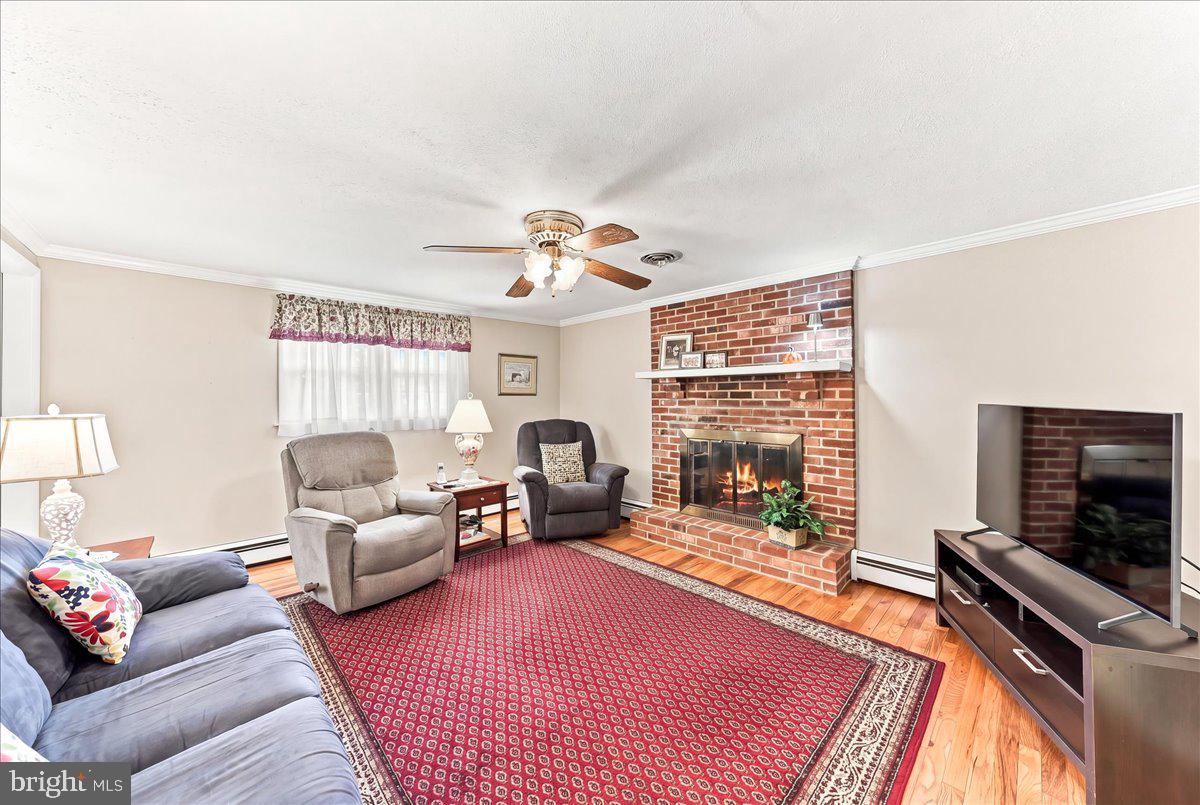 1344 Sherwood Dr Property Photo 16
