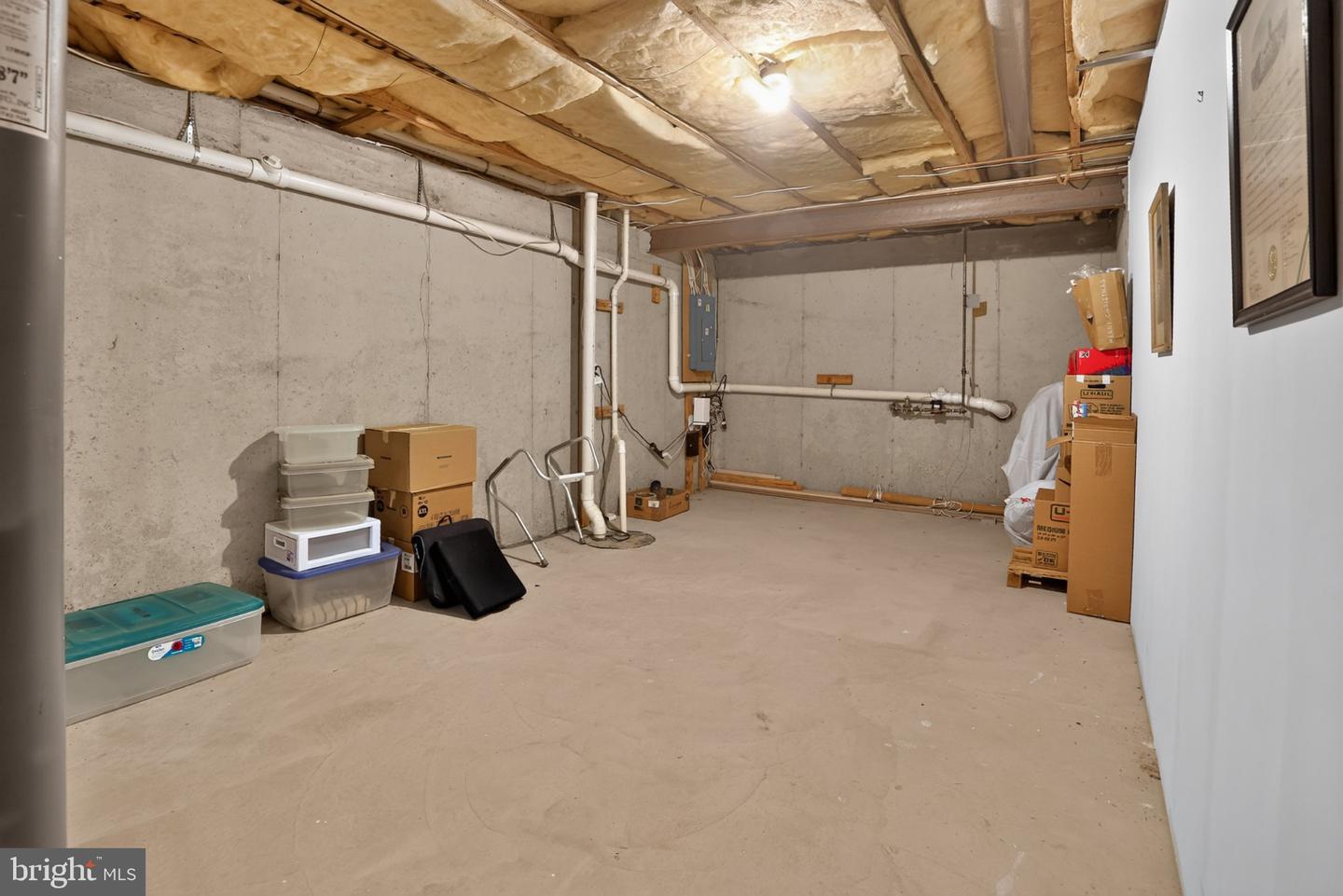 1587 Ulster Ln #1587 Property Photo 44